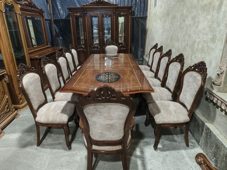 Dubayiski stol stul sotiladi