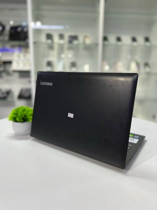 Lenovo IdeaPad 330 i3-8