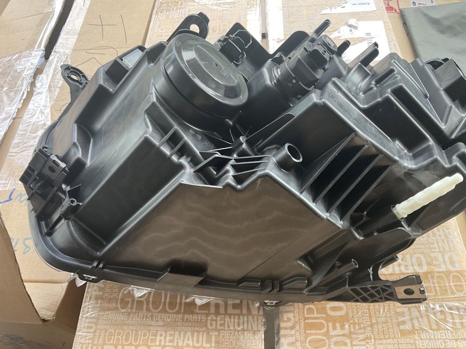 Far Dacia Duster Y Led