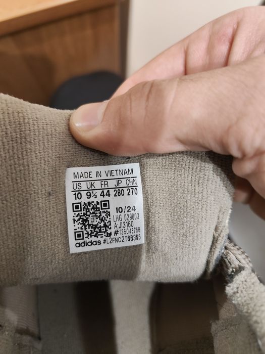 Adidas Обувки / Адидас