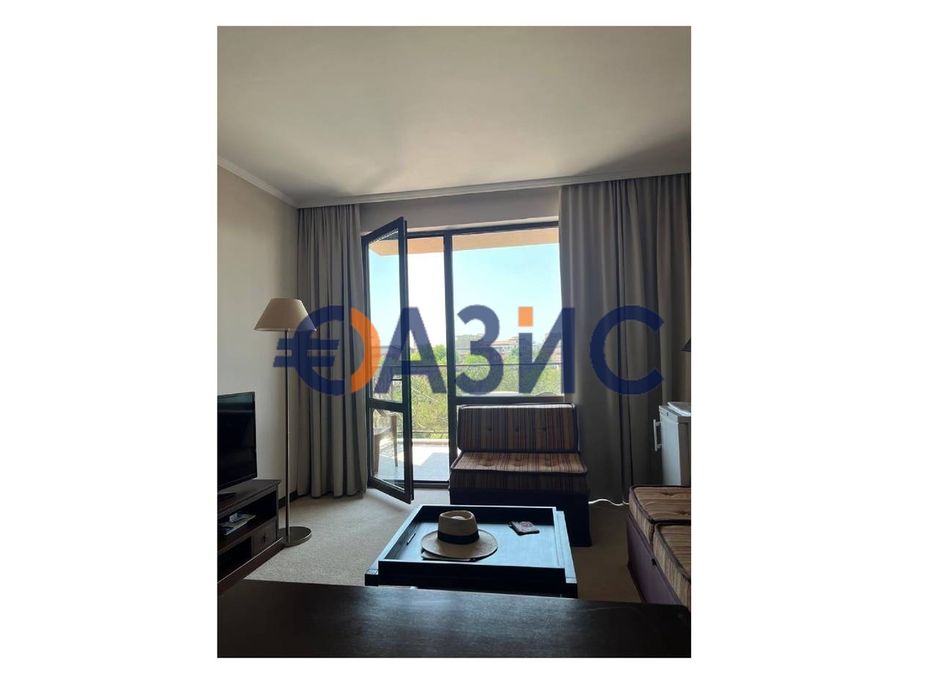 Продава се Двустаен апартамент в к.к. Слънчев бряг - 70 кв.м за 1186 €/кв.м - Снимка #1