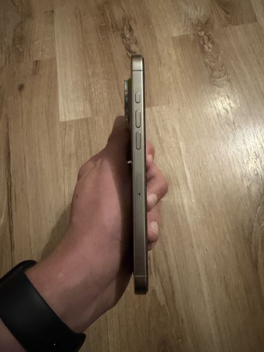 Vand Ipone 16 Pro Max  256 gb