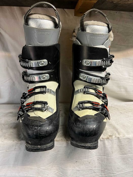 Clapari ski schi Salomon Mission R70 marime EUR:41 Mondo:26.5