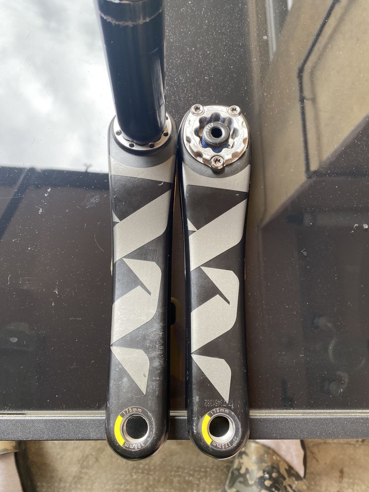 Angrenaj/ Pedalier Sram XX1 carbon