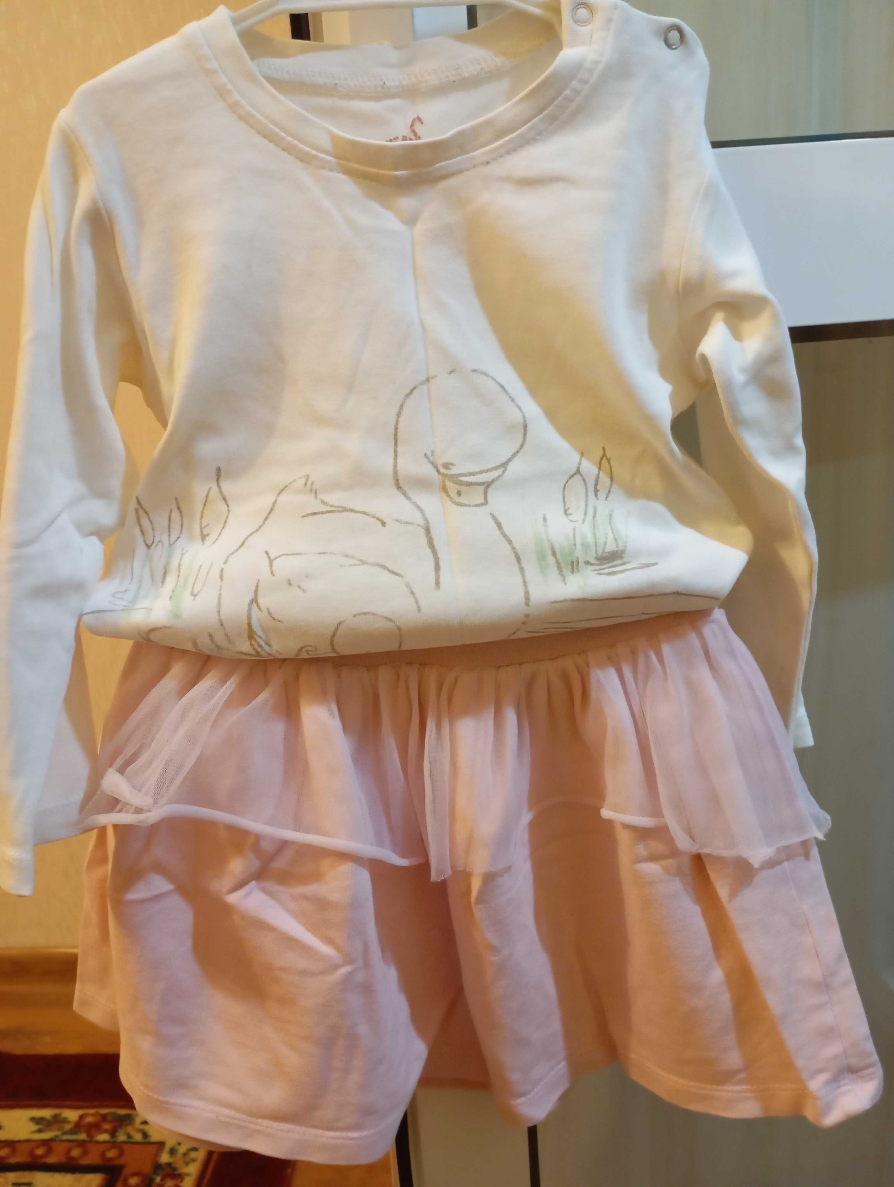 Водолазки, сарафан, ветровка, юбка, детский костюм на 4-5 лет