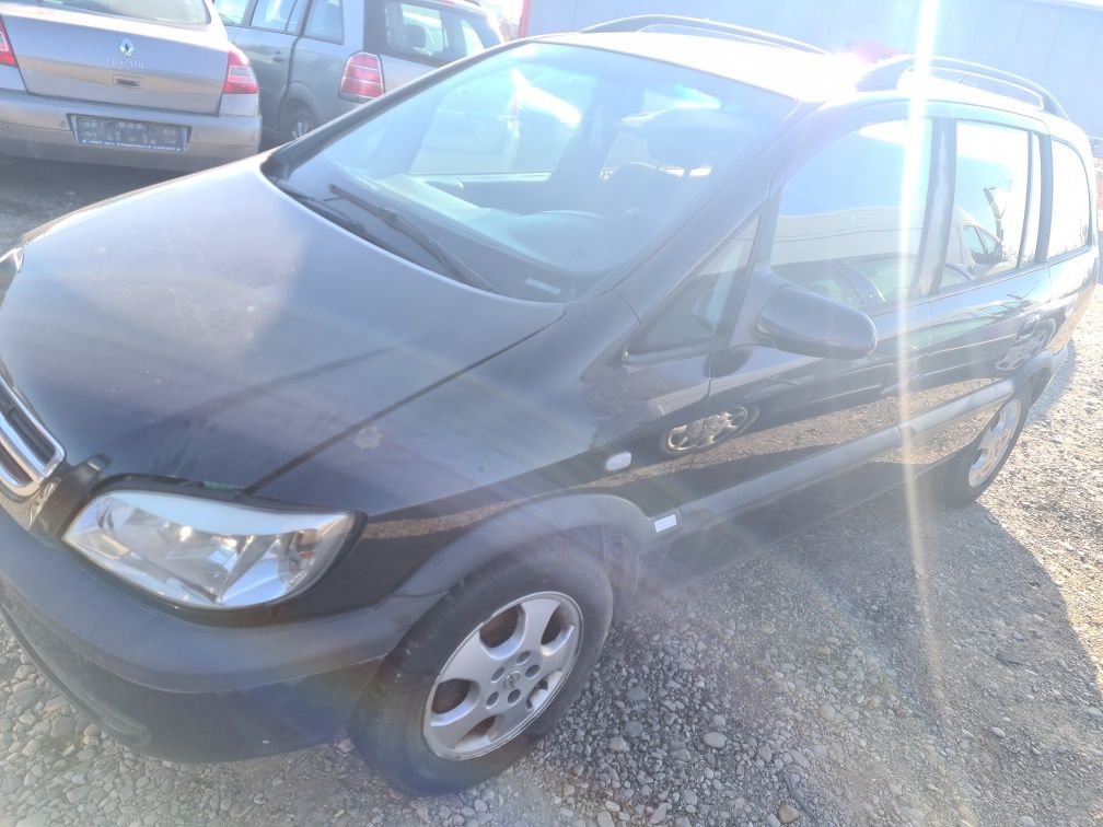 Dezmembrez opel zafira 1.6 16v euro4