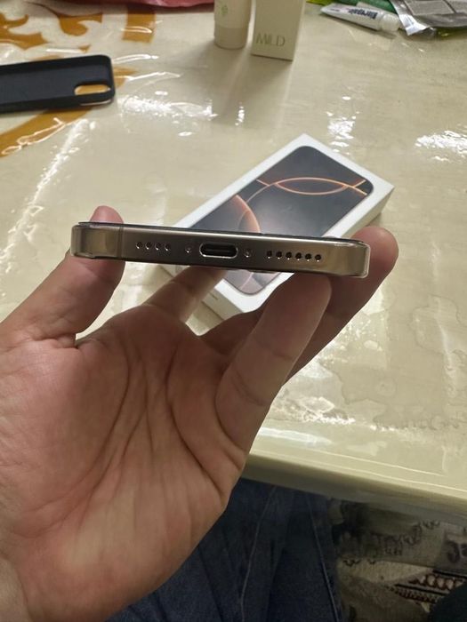 iPhone 16 pro max 512 GB