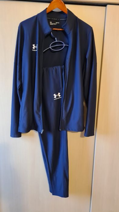 Trening Under Armour de barbati, marime M, culori Negru, Albastru, Alb
