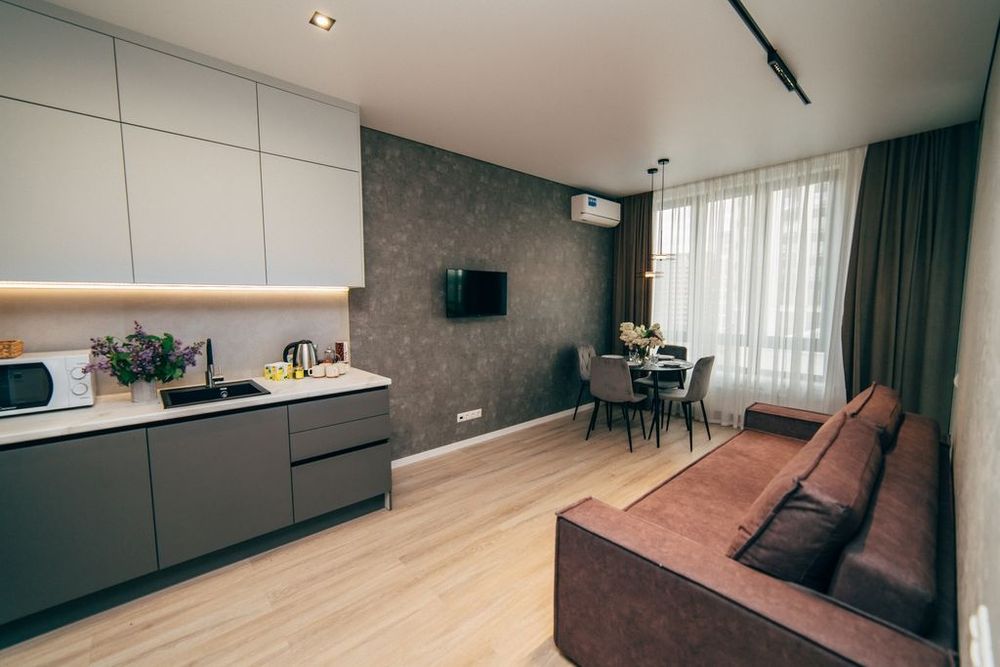 Почасово супер люкс на Ауэзова, каспи рэд