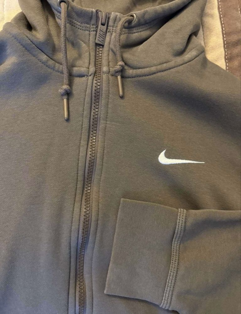Нов екип на nike