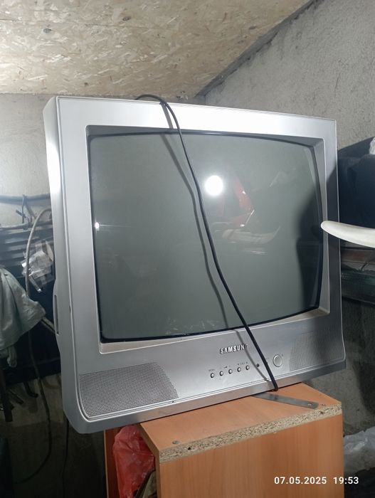 Телевизор Самсунг