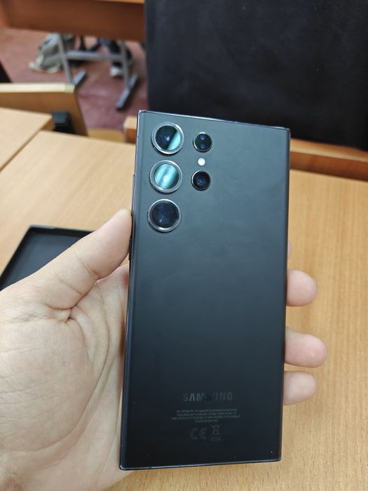 Продам Samsung s23 ultra