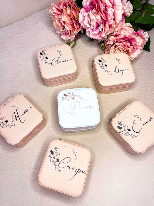 Кутии за бижута с текст специлно за вас