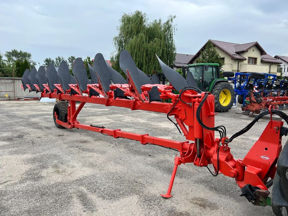 Kuhn SP. Leader Plug Kuhn 8 brazde