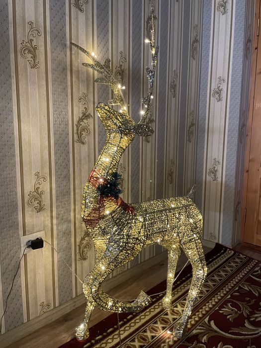 Новогодние олень для оформление