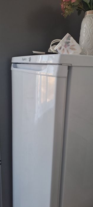 Продаётся морозильник Бирюса