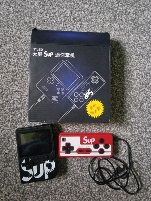 Ретро конзола super mario