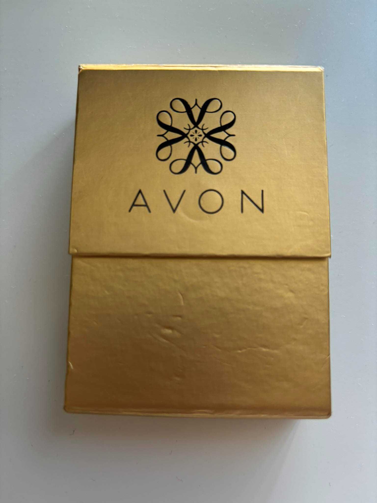Колие с камъчета на AVON