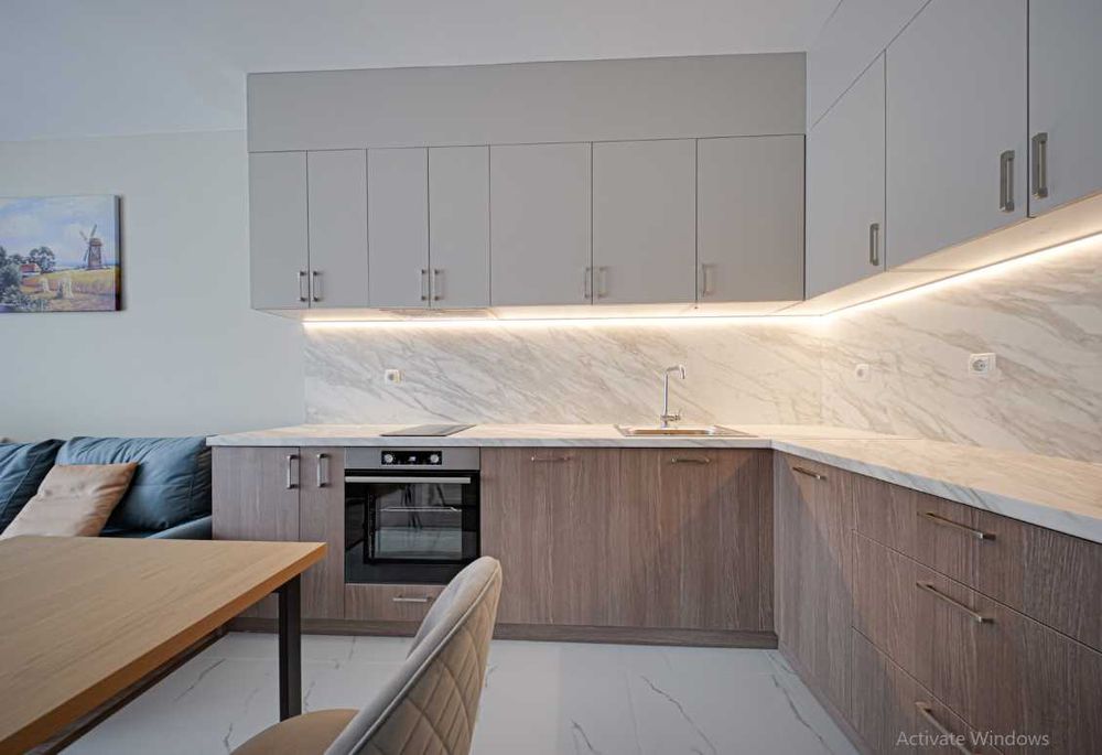 Двустае луксозен апартамент в Смирненски