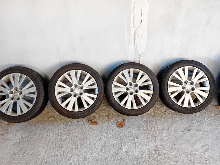Алуминиеви джанти със зимни гуми за Мазда 6 215/50/17
