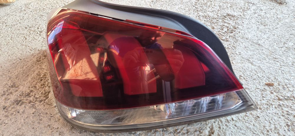 Stop stanga Peugeot 508 facelift 2014-2017