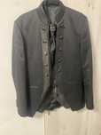 Vand costum nou de mire