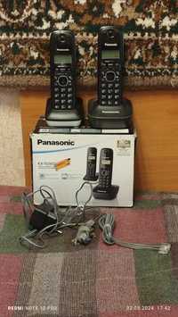 Продаются два связанных телефона Panasonic KX-TG1612