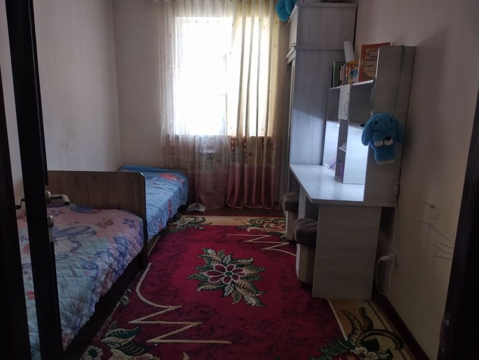 3 xonali kvartir sotiladi