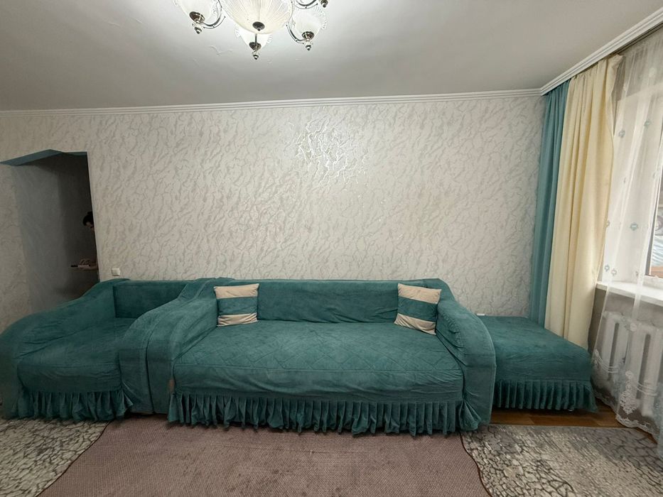 Продам диван кресло пуфик, состояние хорошее