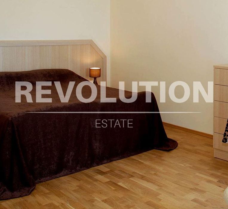 Едностаен апартамент в района на св. Константин и Елена!