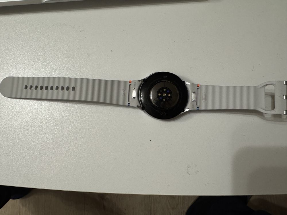 Samsung GAlaxy Watch 7 44mm Silver (Bluetooth)