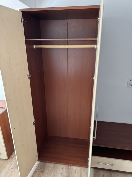 Vând set de mobilier pentru sufragerie