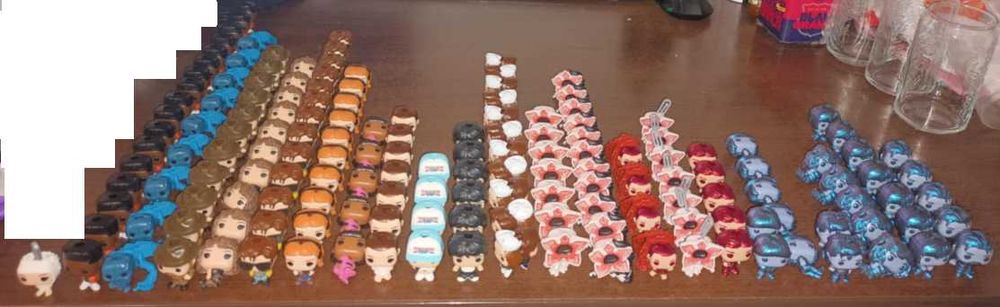 Фигурки Kinder Joy - Stranger Things / играчки