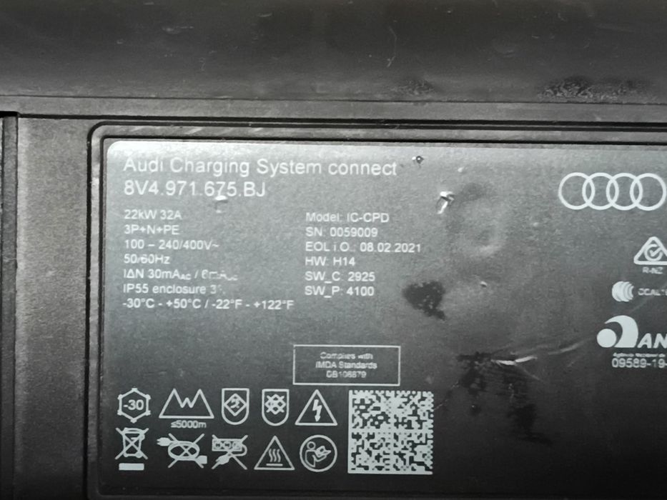 Statie/ Incarcator/ Cablu incarcare AUDI E-TRON 22 KW