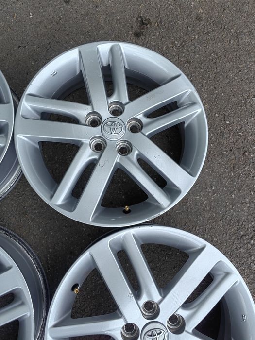 Оригинални джанти за Тойота (TOYOTA) 16"