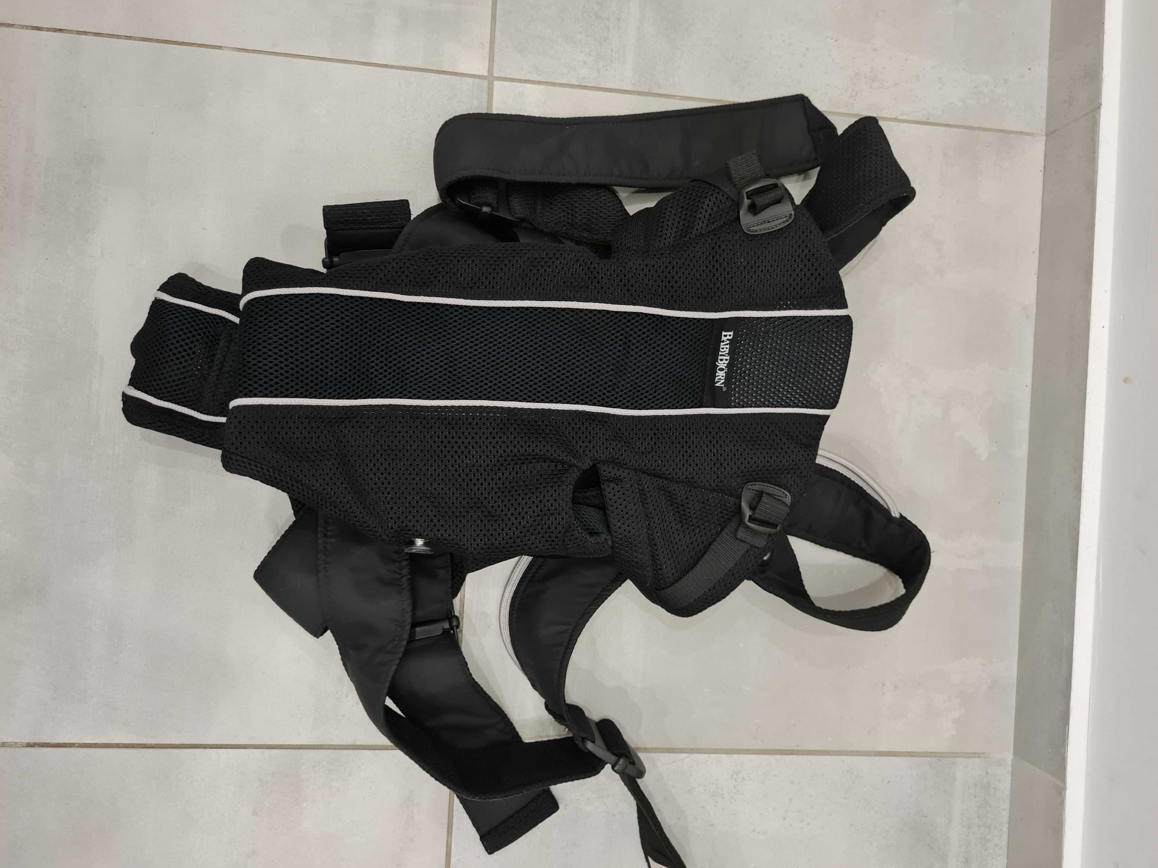 Кенгуру и планинарска ергономична раница  едно Babybjorn до 12 кг.