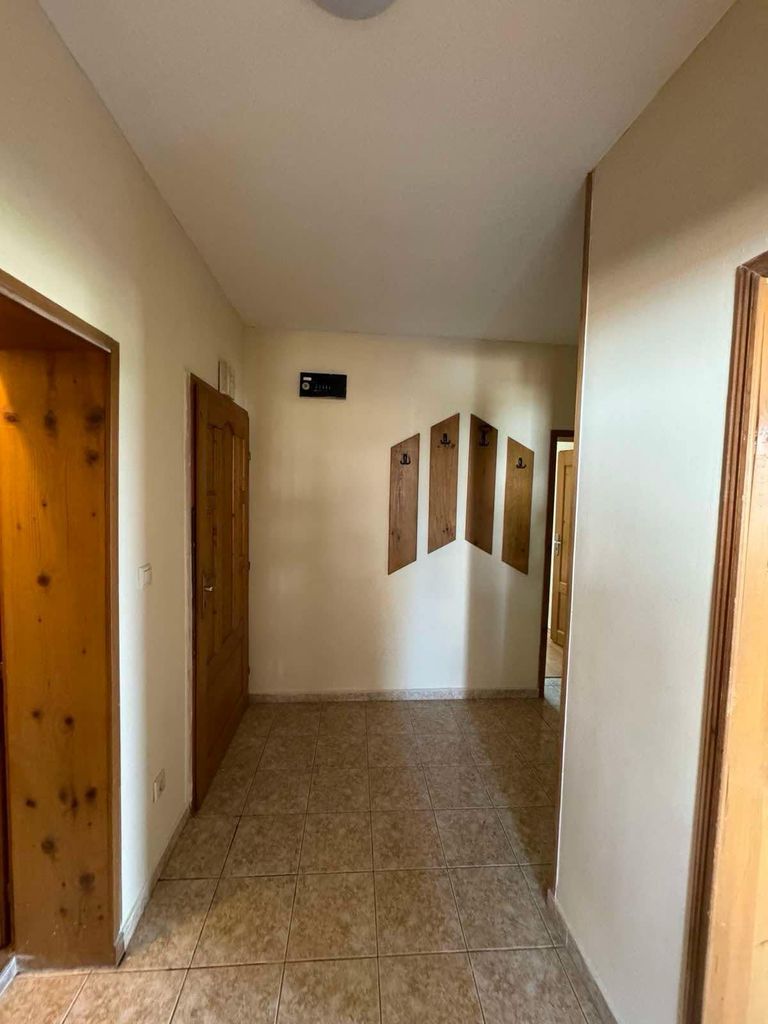 Дава се под наем Етаж от къща в София, Горубляне - 100 кв.м за 650 € - Снимка #11