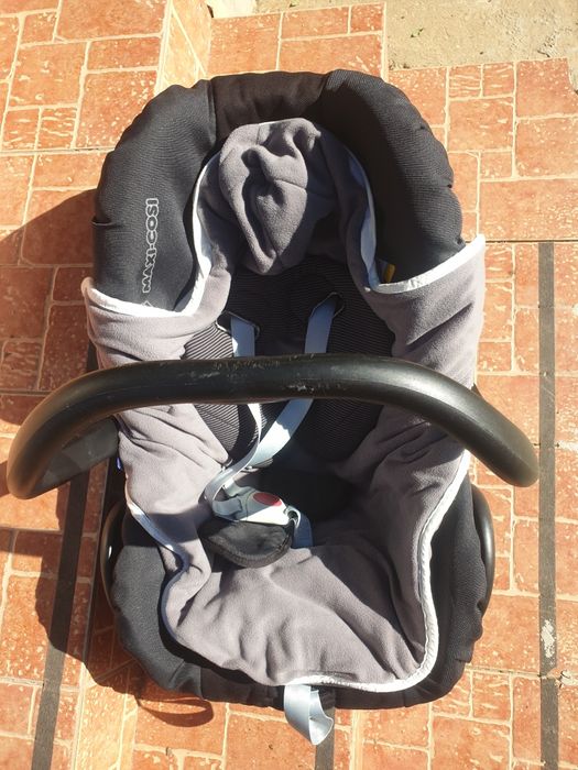 Scoica bebelus MAXI-COSI