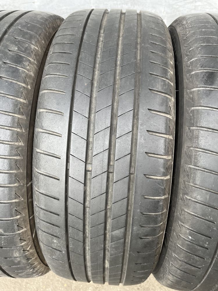 4 бр. летни гуми 195/55/16 Bridgestone DOT 0217 5 mm