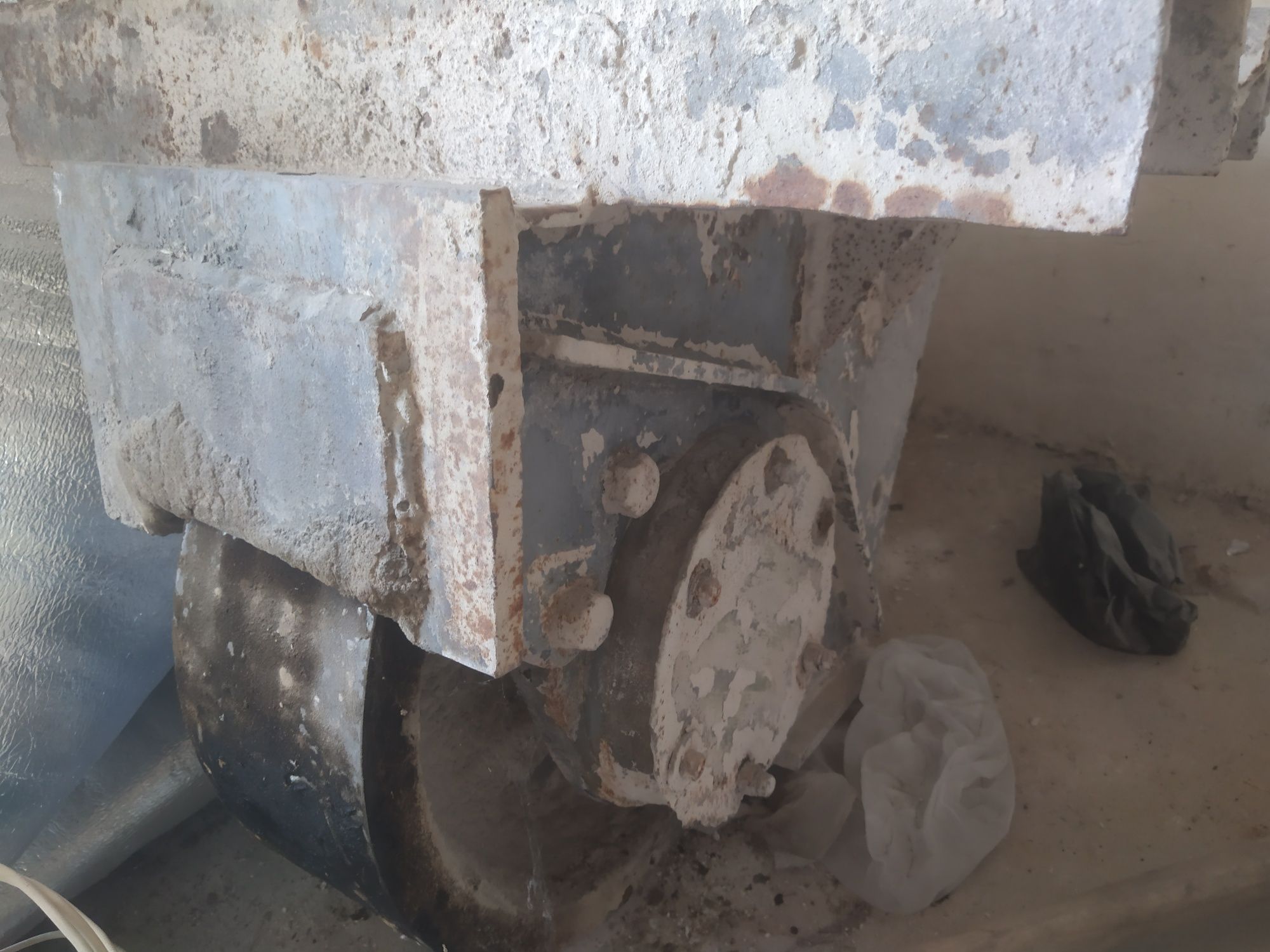 Katog sotiladi ishlab chiqarish zavodlari uchun