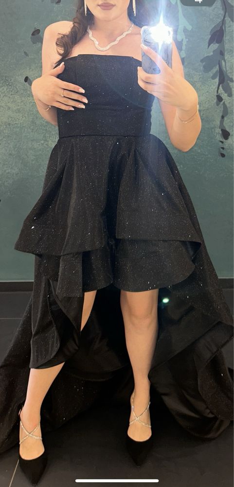 Vand rochie de bal/ocazie facuta pe comanda