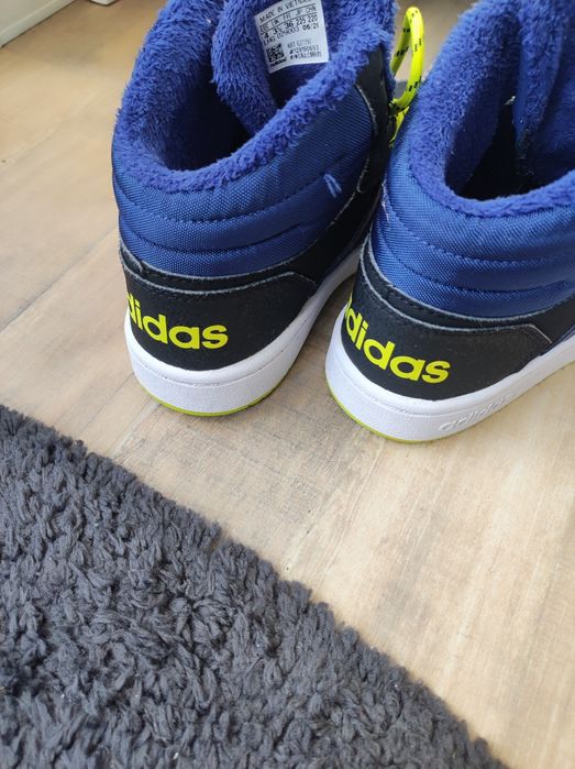 Зимни кецове Adidas