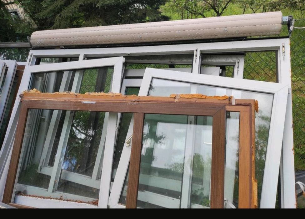 Ușă termopan de balcon