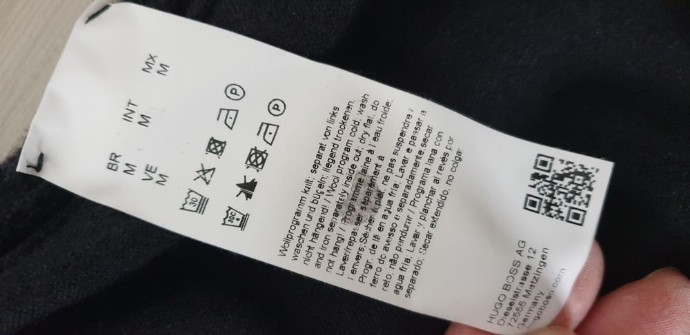 Hugo Boss Wool Mens Size М ОРИГИНАЛ! 2 Броя Мъжки Вълнени Пуловери!