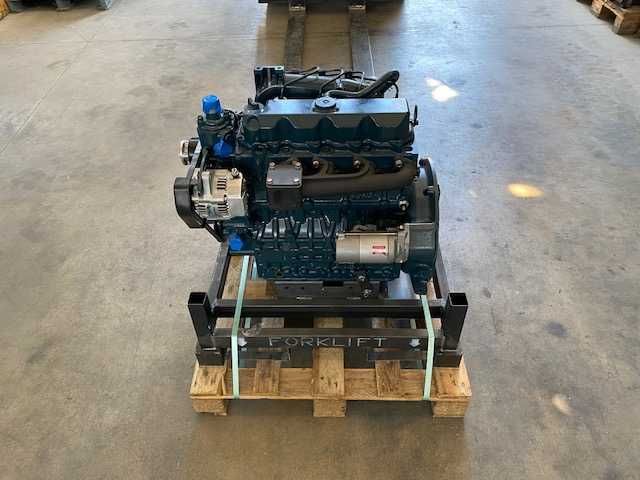 Motor complet Kubota V2403 - Piese de schimb utilaje