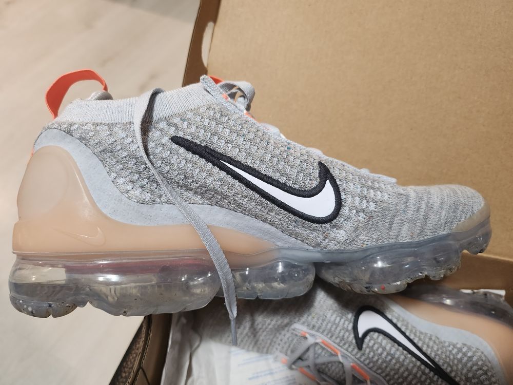 маратонки Nike vapormax