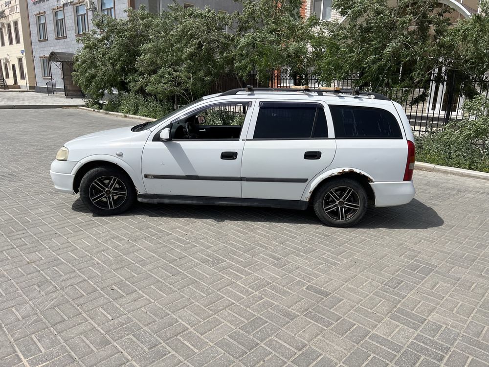 Срочно продаю Opel Astra 1999