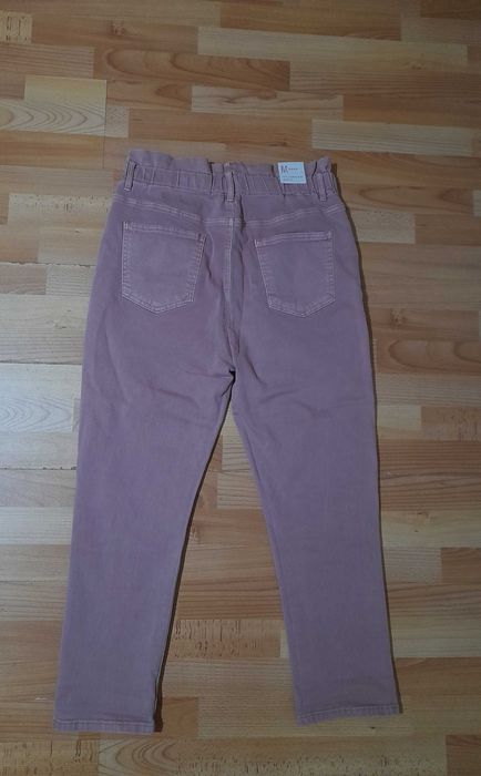 Дамски панталон цвят пепел от рози