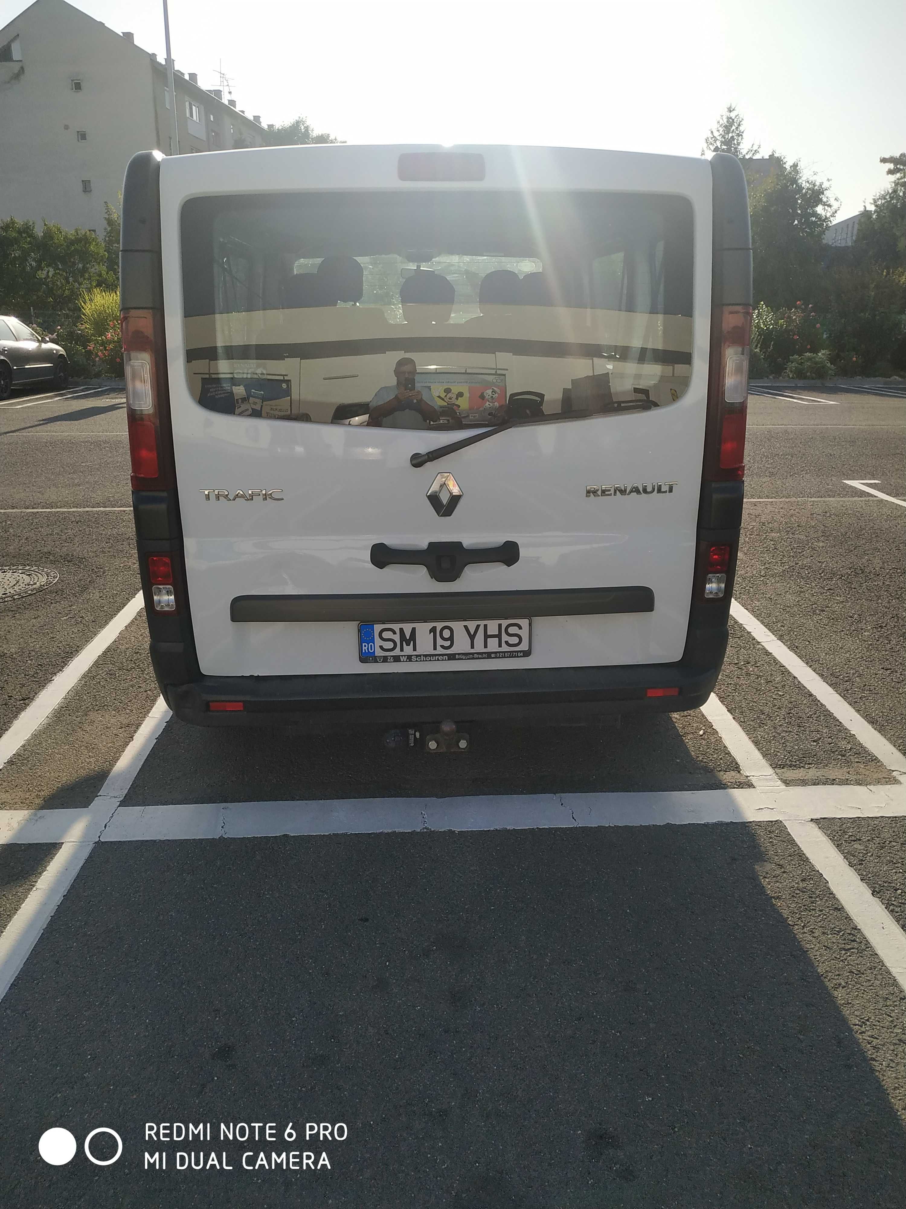 Renault Trafic 7+1