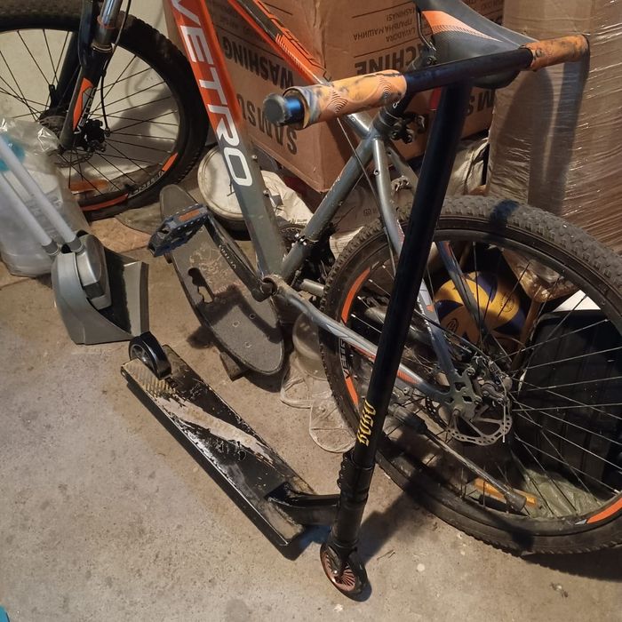 Самокат и в подарок джостик